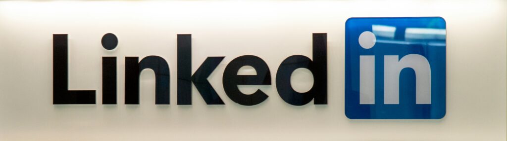 Accountant optimizing their LinkedIn profile to build a strong personal brand and attract clients.