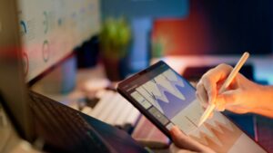 Illustration of accounting technology trends in 2026 including AI, blockchain, continuous close, and advisory services